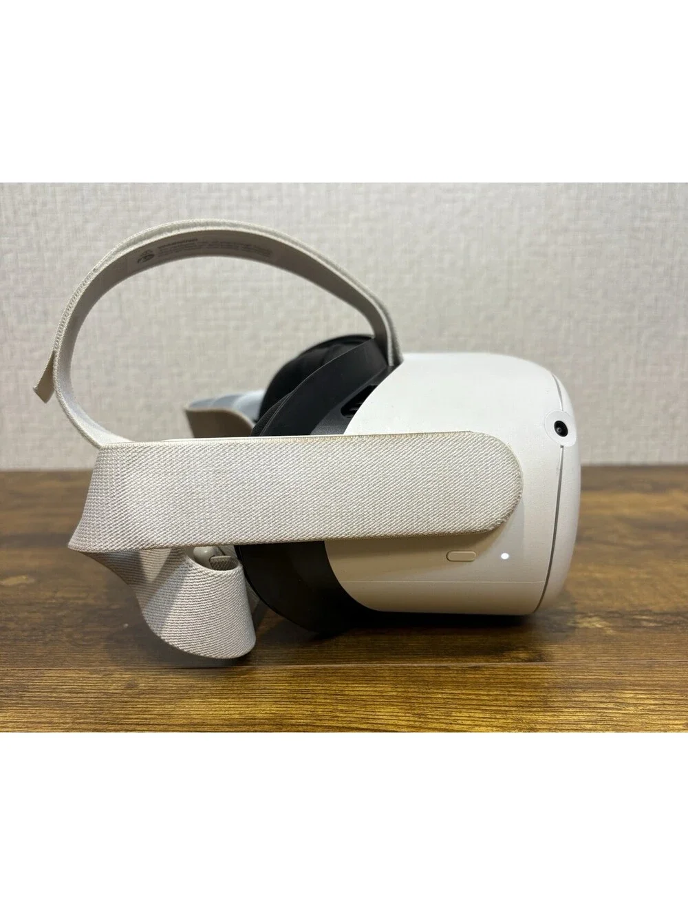 Meta Quest 2 Advanced All-In-One Virtual Reality Headset - 128GB - Excellent